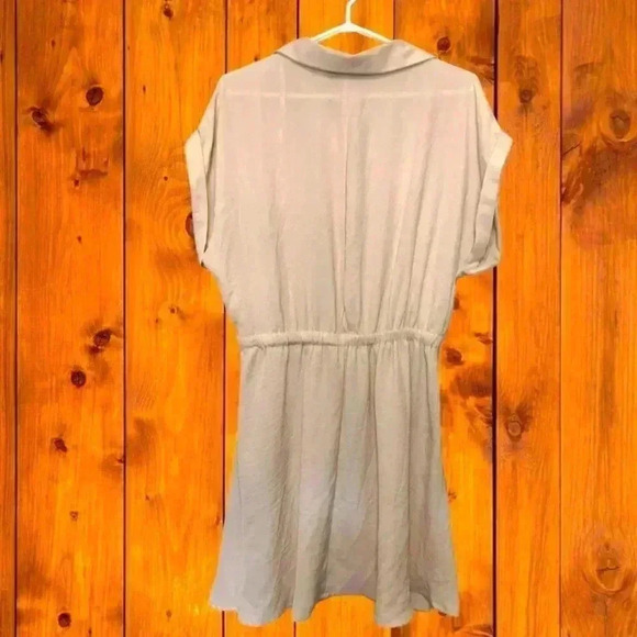 Emma & Michele semi sheer, lightweight,  flowy summer dress w cap sleeves - Picture 3 of 5